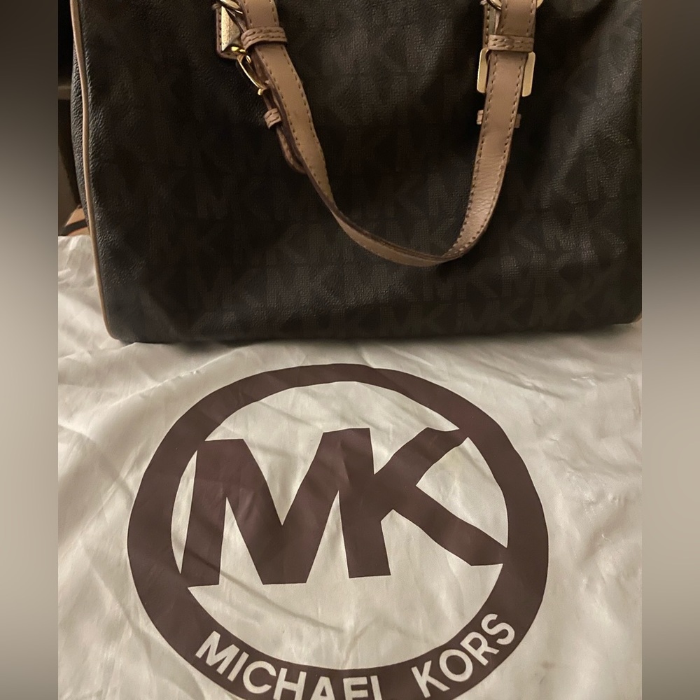Micheal Kors bag